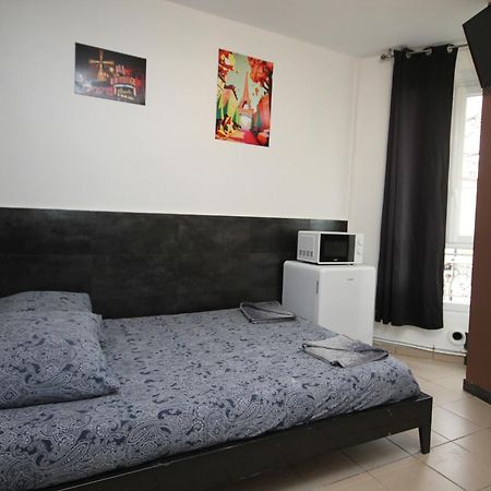 09 - Chambre Proche Paris Et Transports Avec Tv Wifi Сен-Дени Экстерьер фото