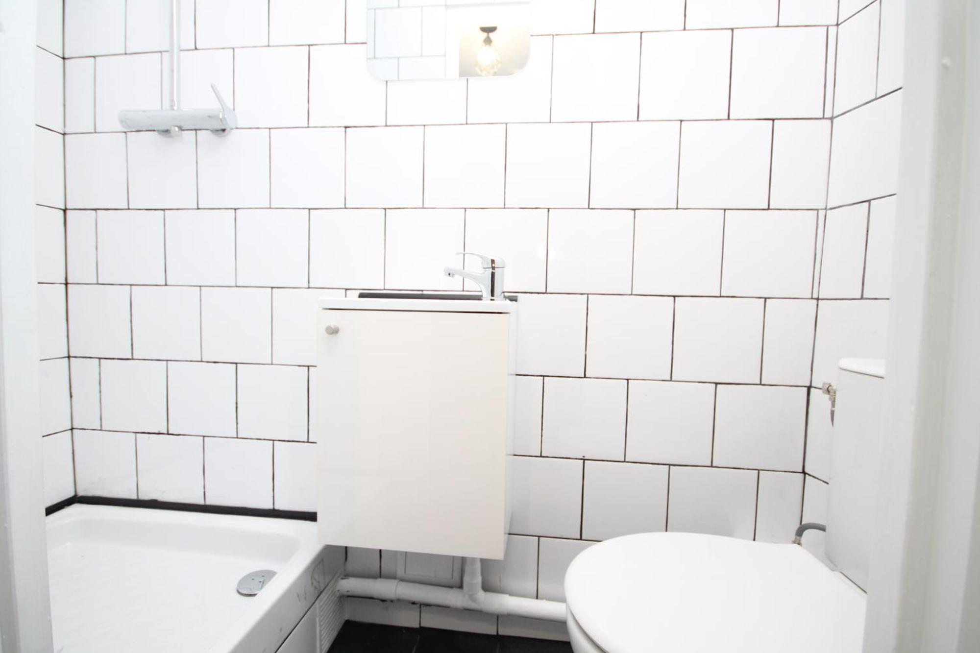 09 - Chambre Proche Paris Et Transports Avec Tv Wifi Сен-Дени Экстерьер фото