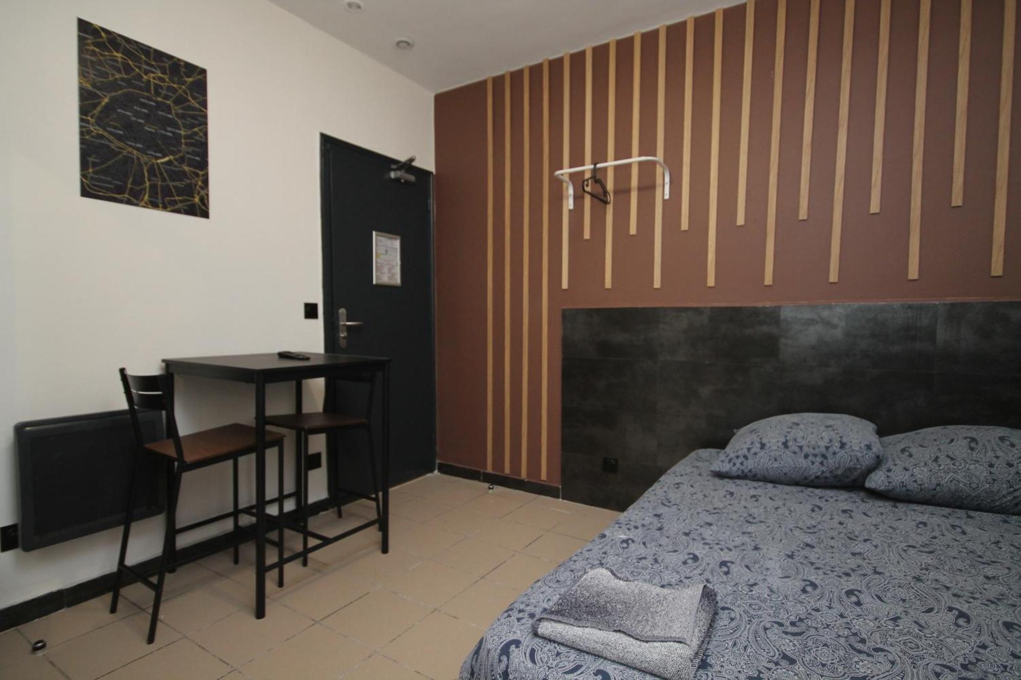 09 - Chambre Proche Paris Et Transports Avec Tv Wifi Сен-Дени Экстерьер фото